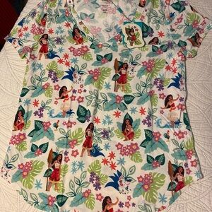 Posh Peanut Disney Moana Tropical Women’s V-neck, NWT, XS